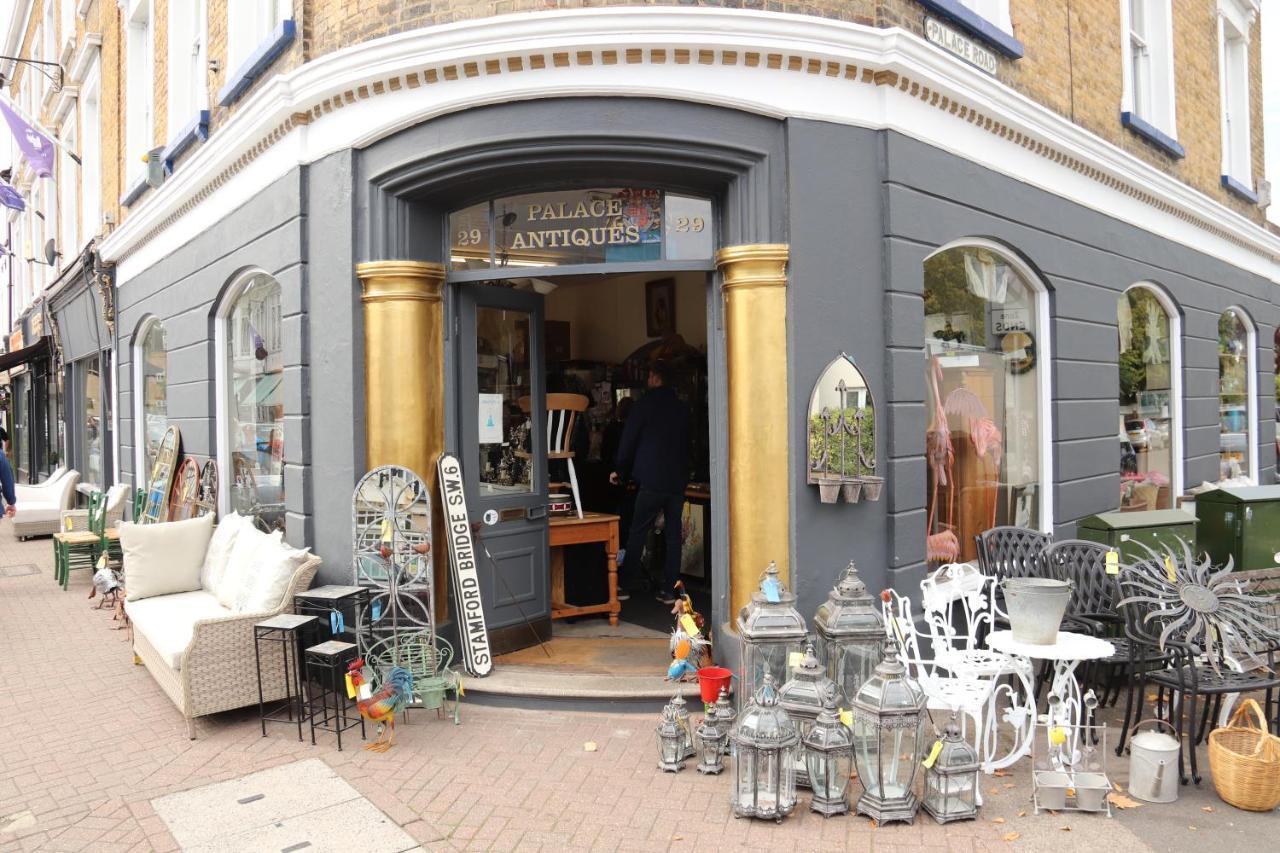 Hampton Court - The Kings Rest Molesey Exterior photo